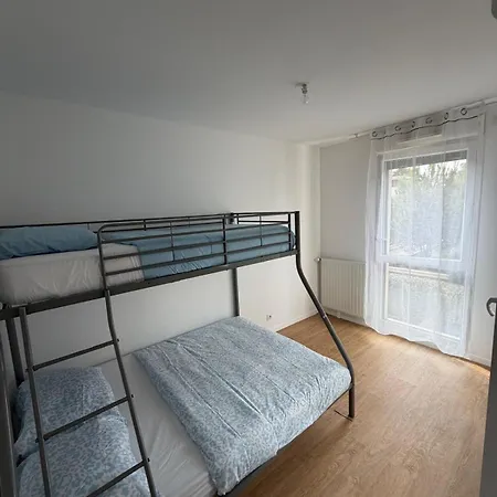 Modern 2br Train, Versailles, Paris Lejlighed